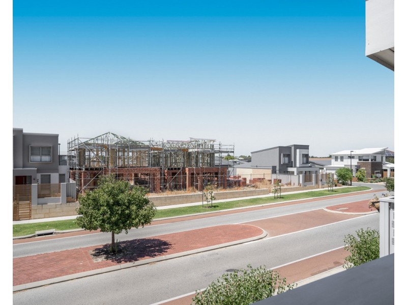 41/1 Glenariff Boulevard, Canning Vale WA 6155