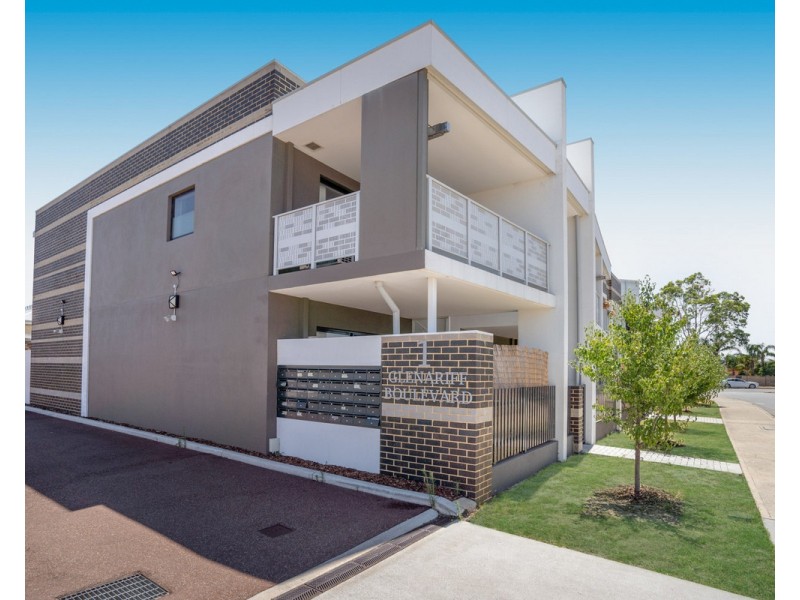 41/1 Glenariff Boulevard, Canning Vale WA 6155