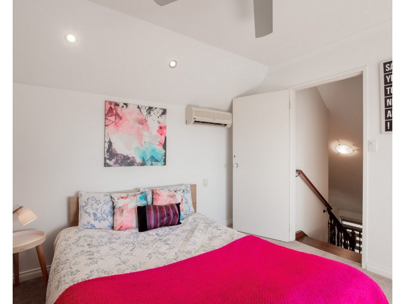 16/25 Canns Road, Bedfordale WA 6112