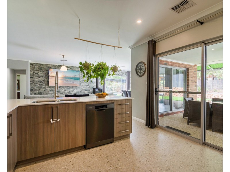 34 Meldrum Loop, Bedfordale WA 6112