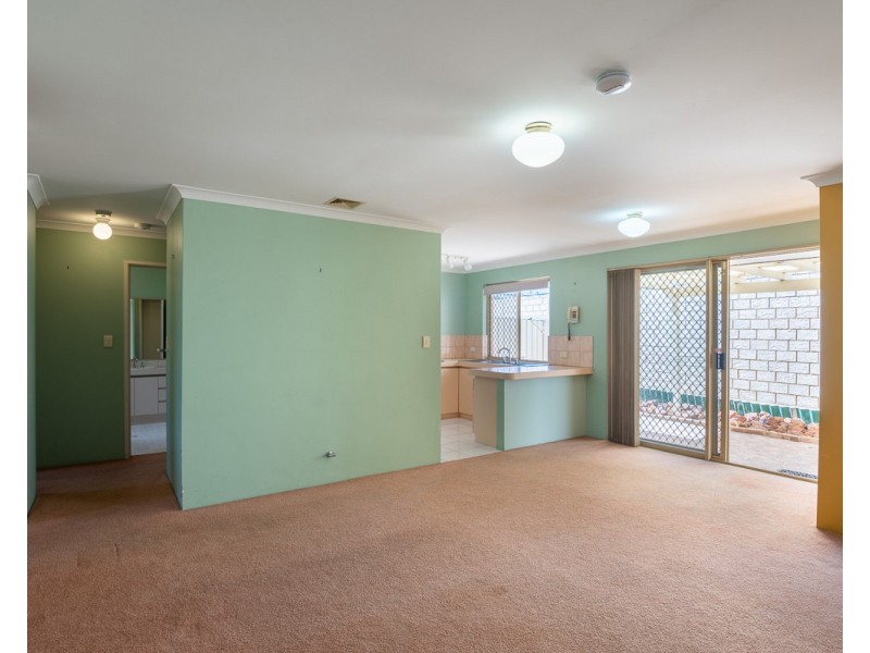 2/2-8 Palmerston Street, St James WA 6102