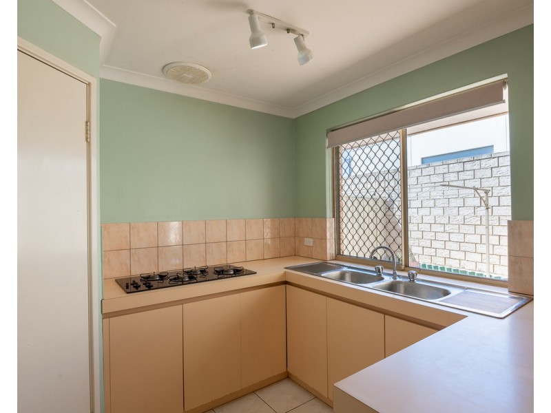 2/2-8 Palmerston Street, St James WA 6102