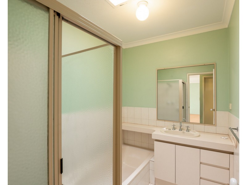 2/2-8 Palmerston Street, St James WA 6102