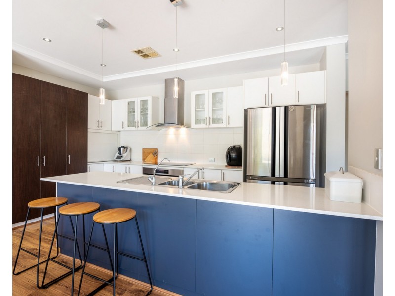 32 Benbecula Circle, Bedfordale WA 6112