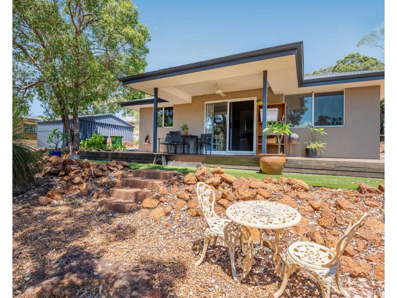 32 Benbecula Circle, Bedfordale WA 6112