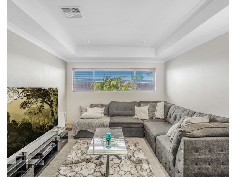 5/22 Whittaker Turn, Piara Waters WA 6112