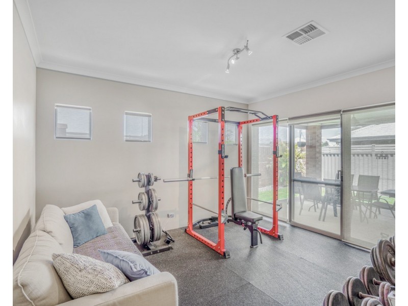 5/22 Whittaker Turn, Piara Waters WA 6112