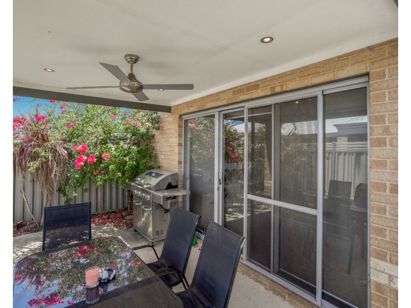 5/22 Whittaker Turn, Piara Waters WA 6112