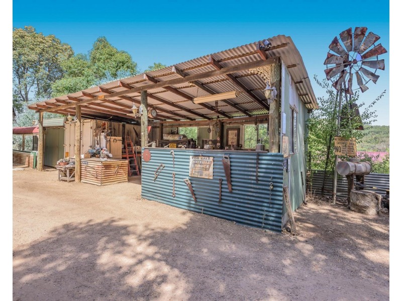 593 Brookton Highway, Roleystone WA 6111