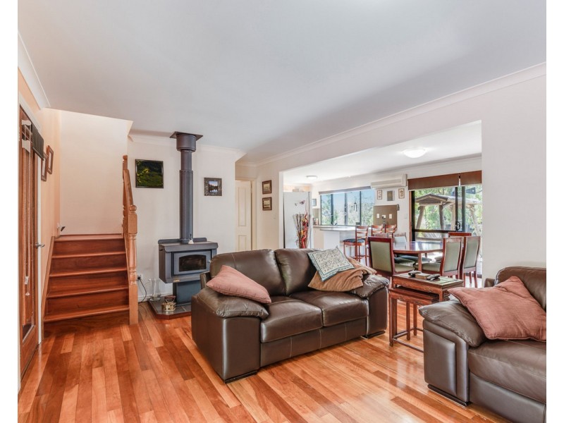 34 Norman Road, Roleystone WA 6111