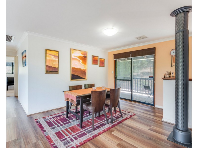 34 Norman Road, Roleystone WA 6111