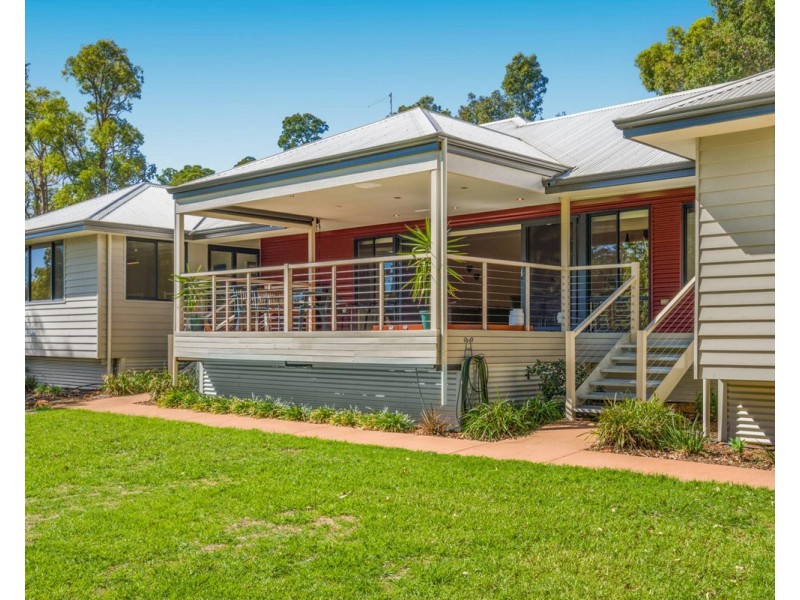 26 Blissett Drive, Bedfordale WA 6112