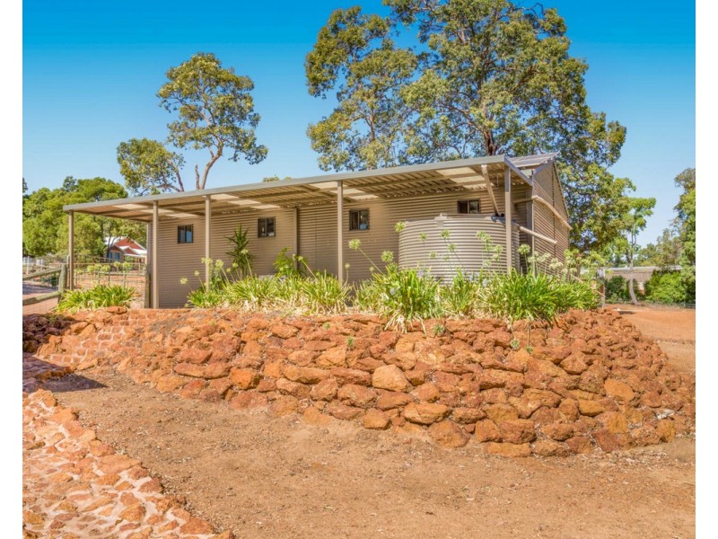26 Blissett Drive, Bedfordale WA 6112
