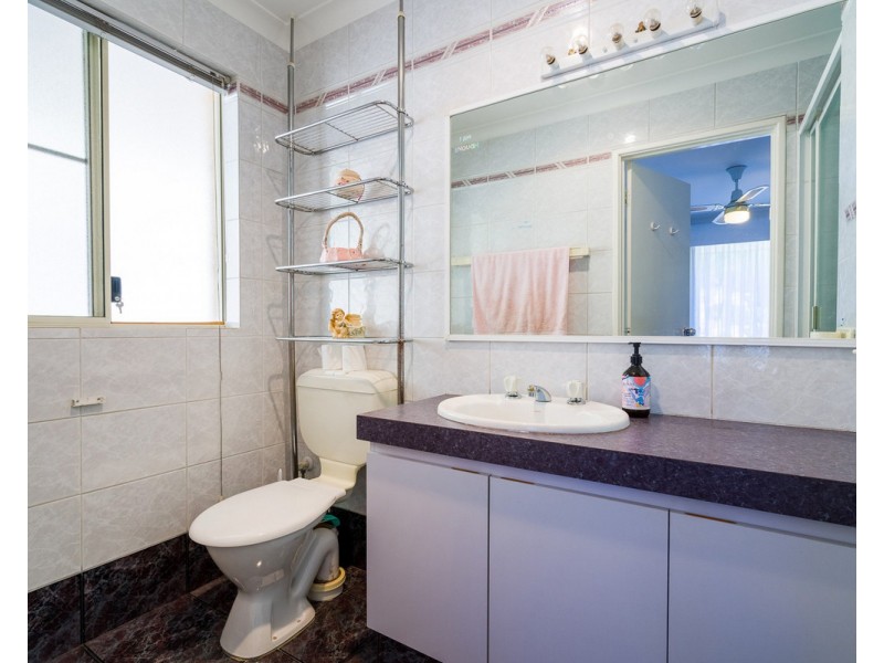 4 Malbec Place, Mount Nasura WA 6112