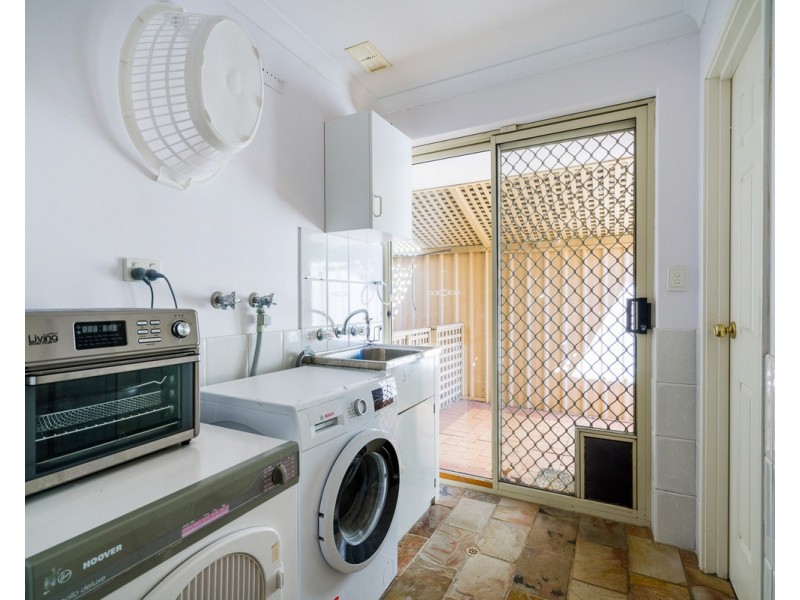 4 Malbec Place, Mount Nasura WA 6112