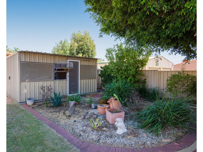 4 Malbec Place, Mount Nasura WA 6112