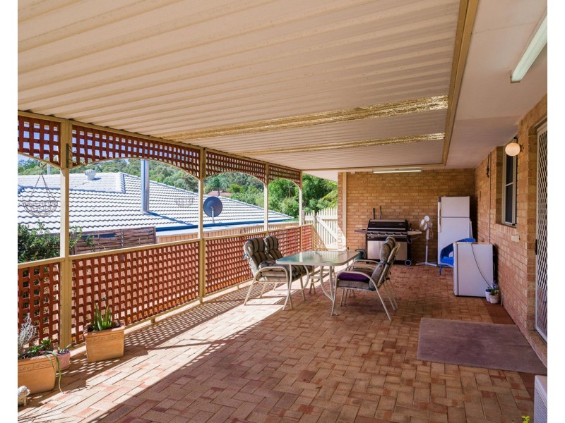 4 Malbec Place, Mount Nasura WA 6112