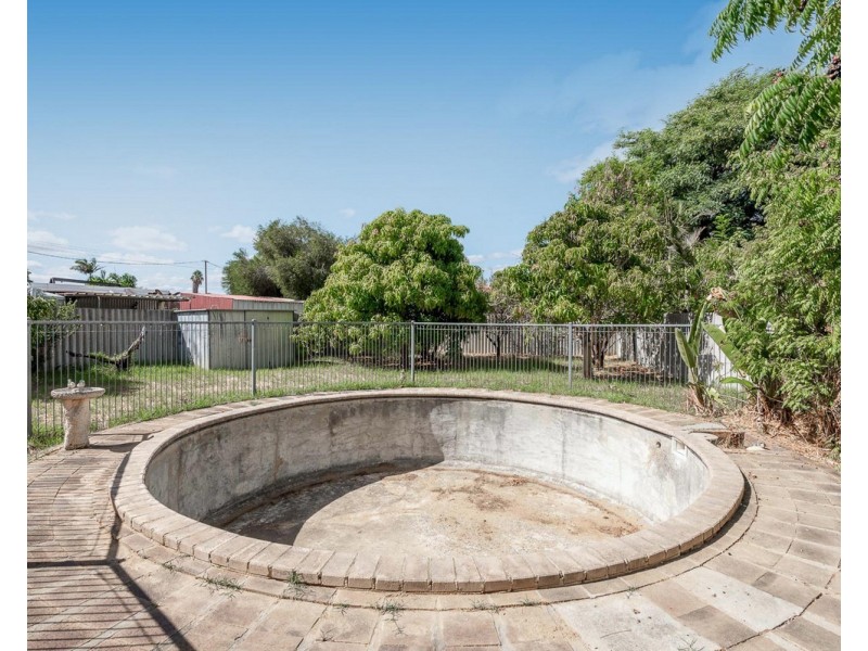 4 Haynes Court, Armadale WA 6112