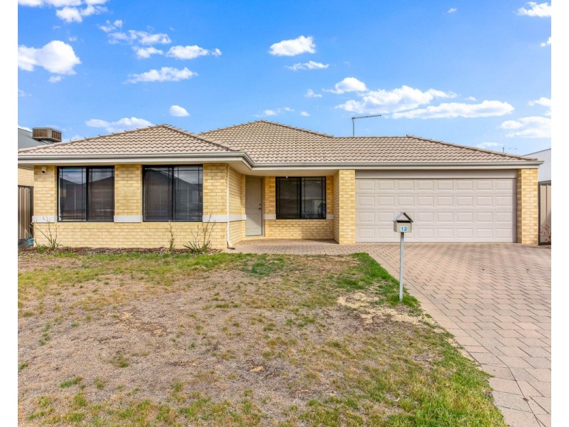 12 Peniche Road, Byford WA 6122