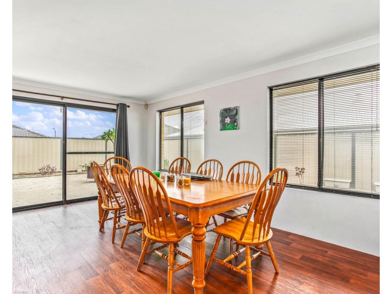 12 Peniche Road, Byford WA 6122