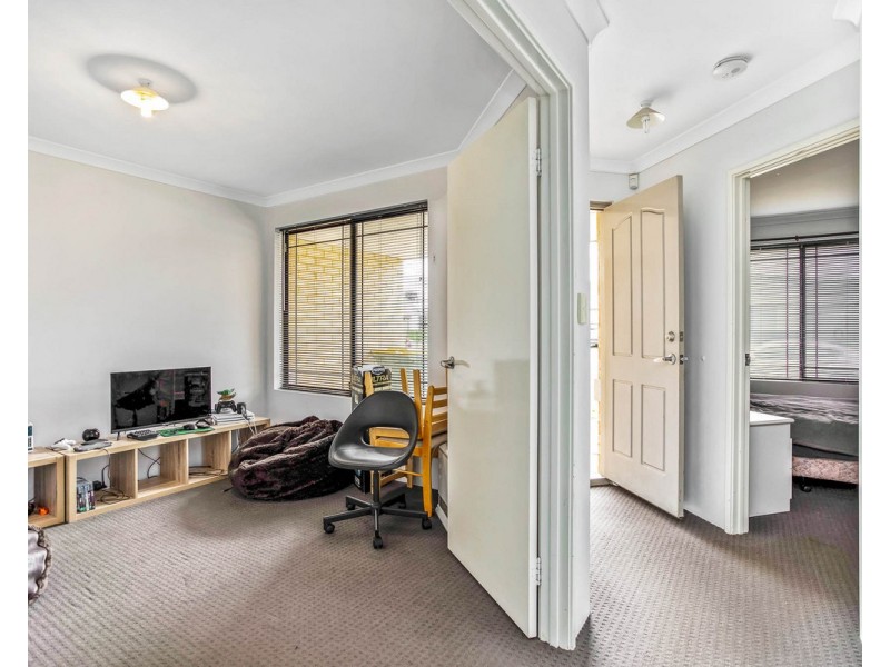 12 Peniche Road, Byford WA 6122