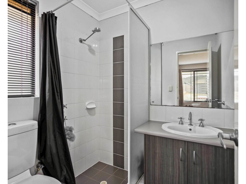 12 Peniche Road, Byford WA 6122