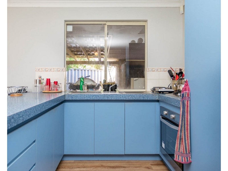 27 Jobson Loop, Brookdale WA 6112