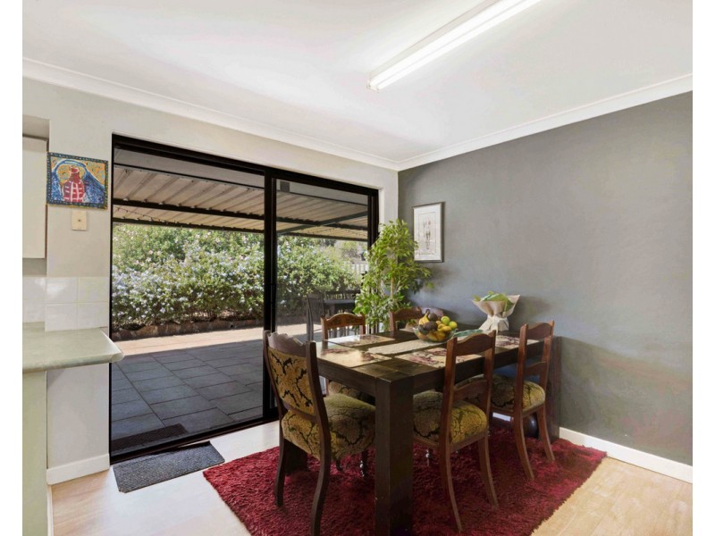 3 Dyson Court, Camillo WA 6111