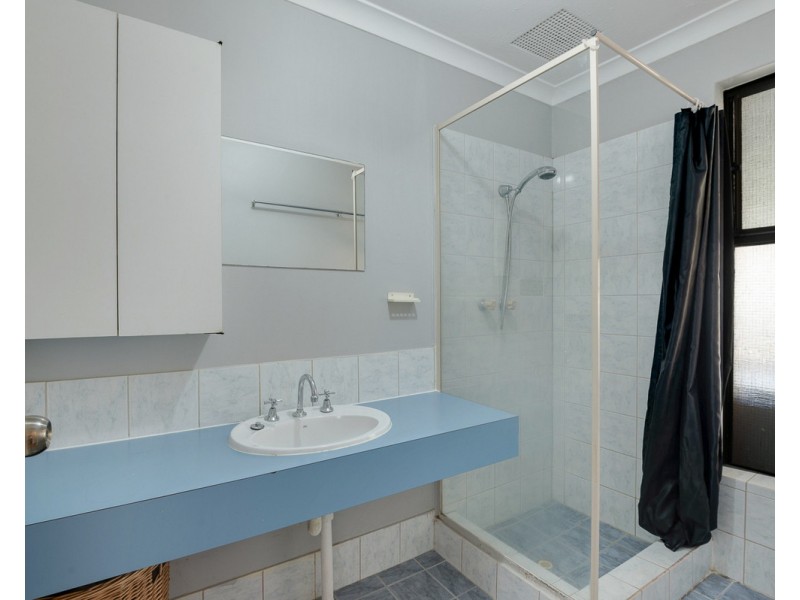 3 Dyson Court, Camillo WA 6111