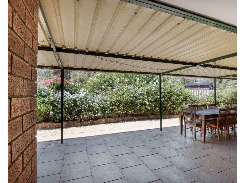 3 Dyson Court, Camillo WA 6111