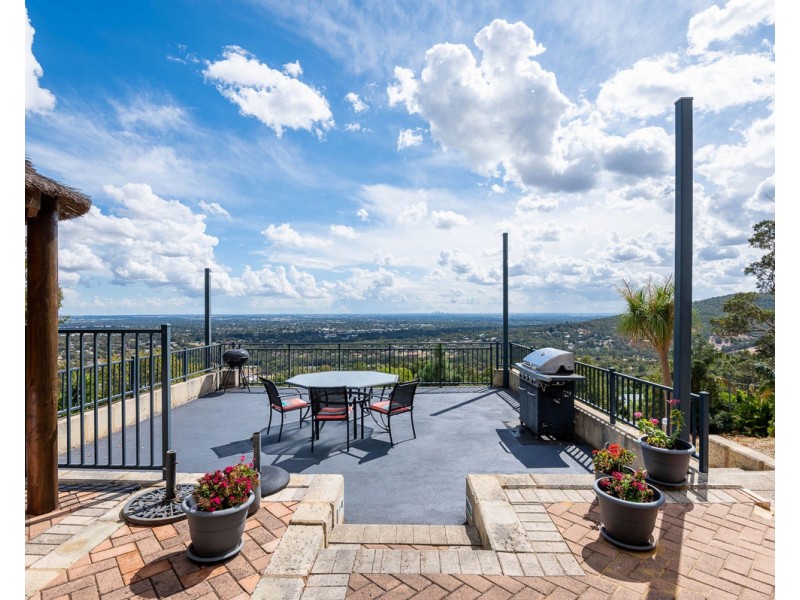 28 Kundyl Court, Kelmscott WA 6111