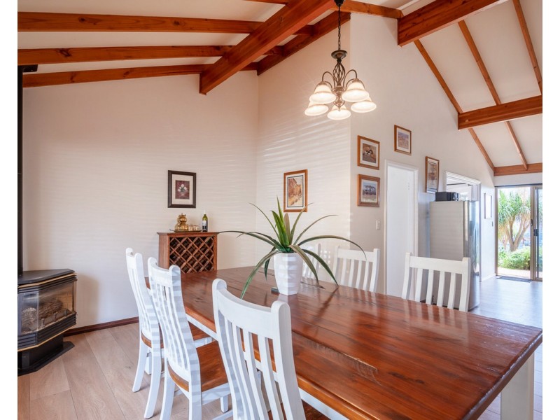 28 Kundyl Court, Kelmscott WA 6111