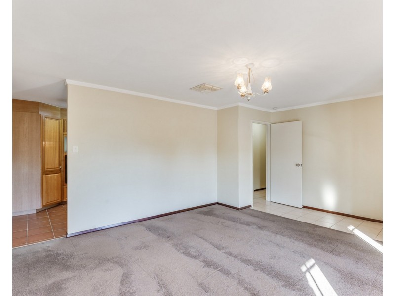 17 Wangoola Terrace, Mount Nasura WA 6112