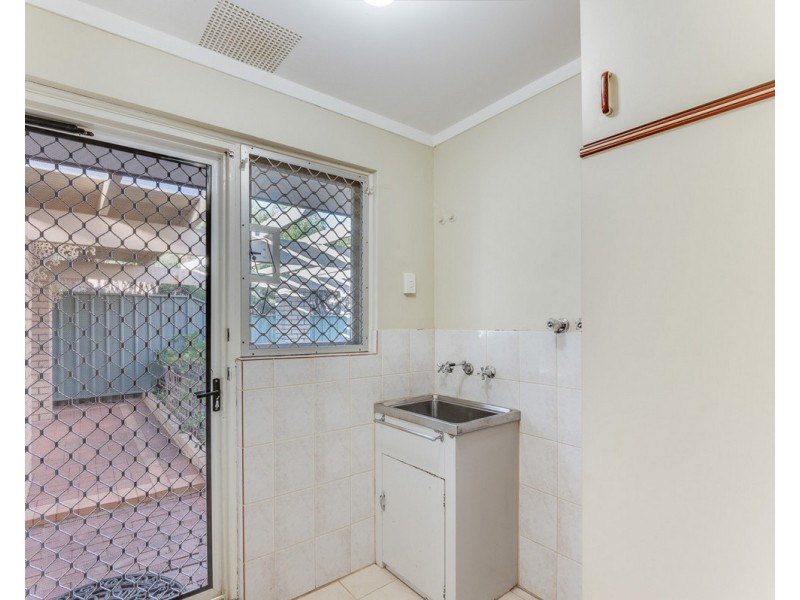 17 Wangoola Terrace, Mount Nasura WA 6112