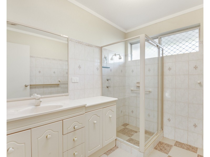 17 Wangoola Terrace, Mount Nasura WA 6112