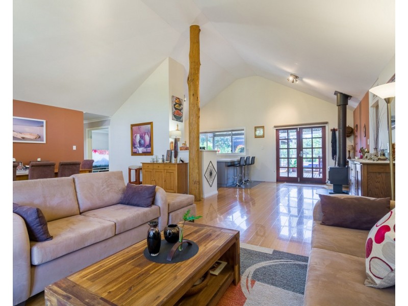 10 Fyfield Way, Bedfordale WA 6112