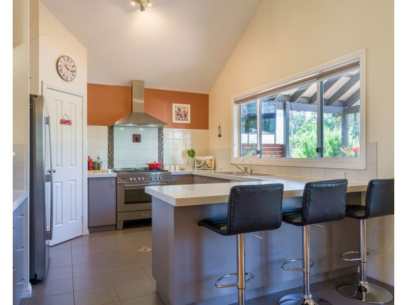 10 Fyfield Way, Bedfordale WA 6112