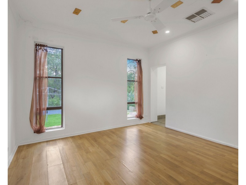 17 Garland Road, Roleystone WA 6111