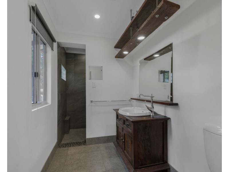 17 Garland Road, Roleystone WA 6111