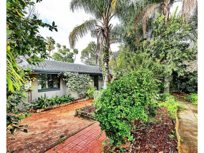 69 Millen Street, Mount Nasura WA 6112