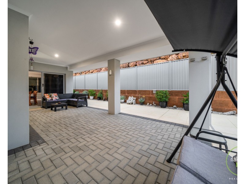 35 Needlewood Loop, Wandi WA 6167