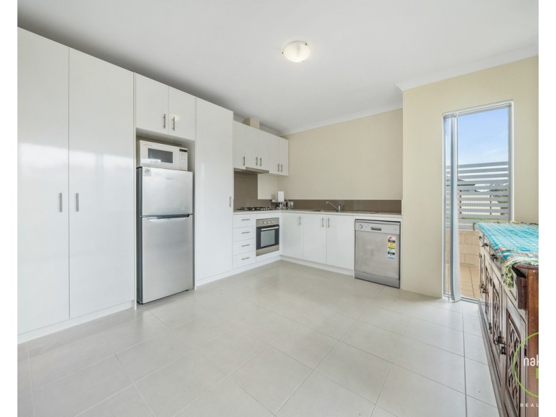 8/80 Dowitcher Loop, Gosnells WA 6110