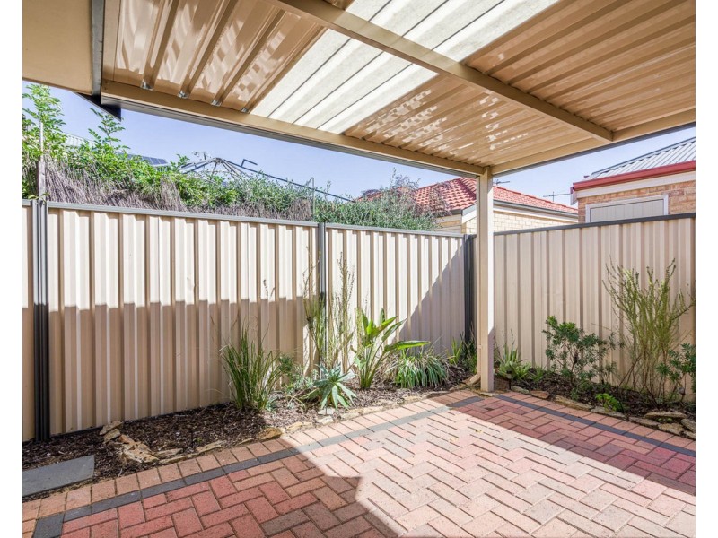 25/91 Lowanna Way, Armadale WA 6112