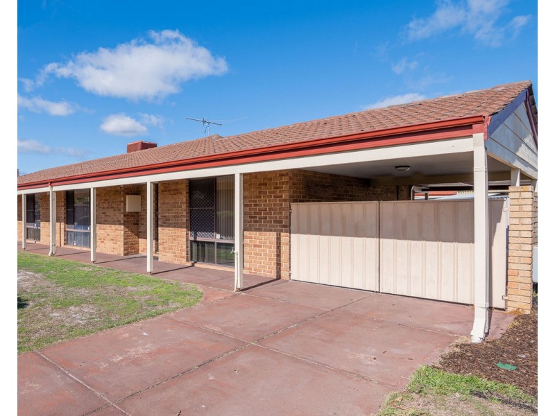 11 Wateredge Road, Thornlie WA 6108