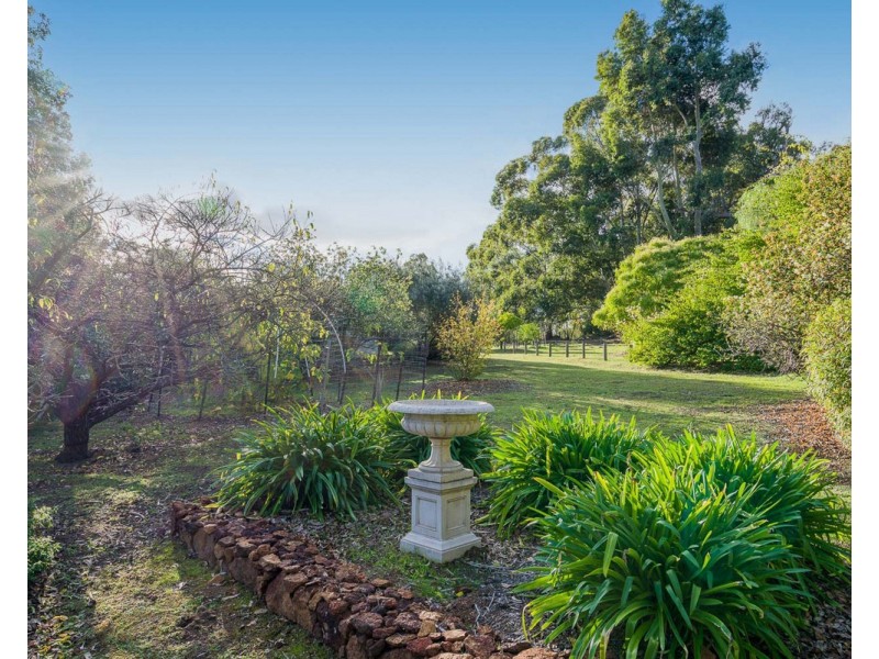 336 Albany Highway, Bedfordale WA 6112