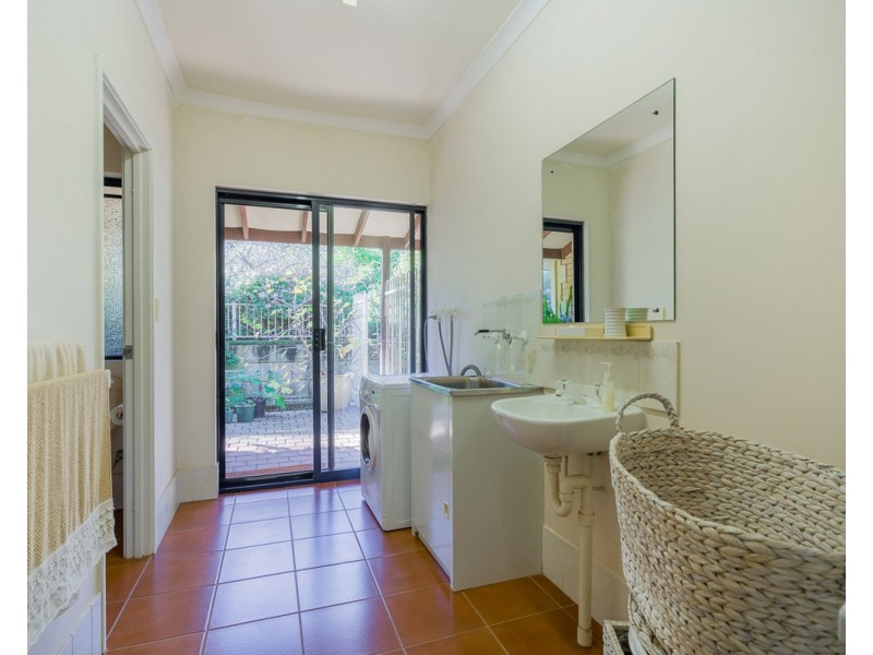 336 Albany Highway, Bedfordale WA 6112