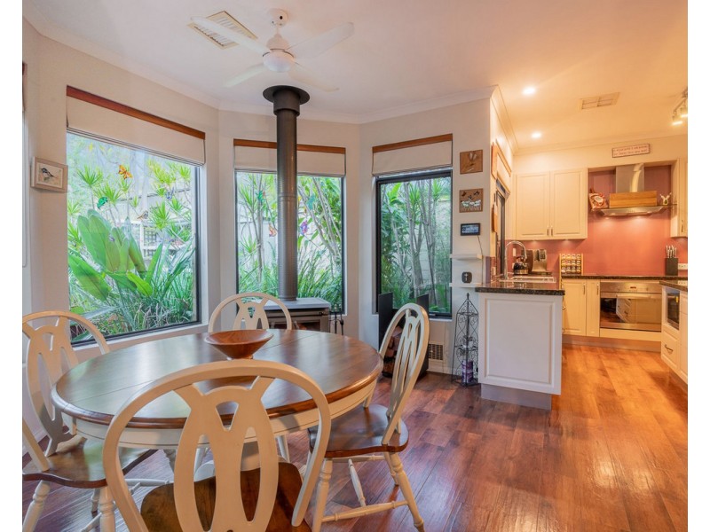 22 Costata Cove, Roleystone WA 6111