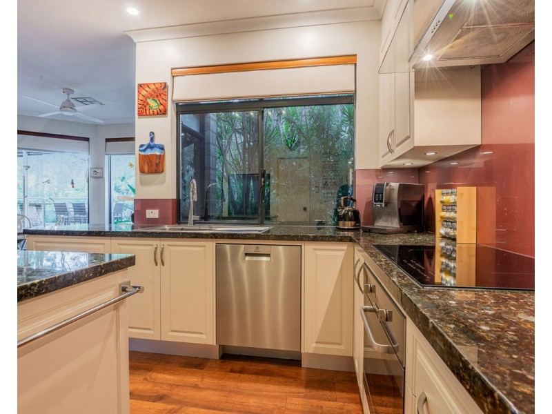 22 Costata Cove, Roleystone WA 6111