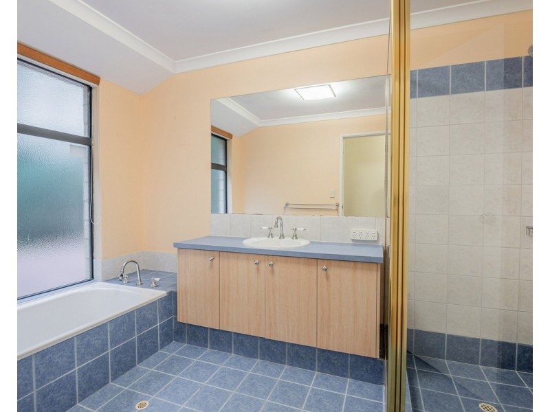 22 Costata Cove, Roleystone WA 6111