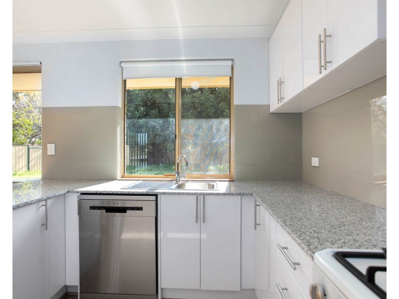 26 Cohuna Drive, Armadale WA 6112